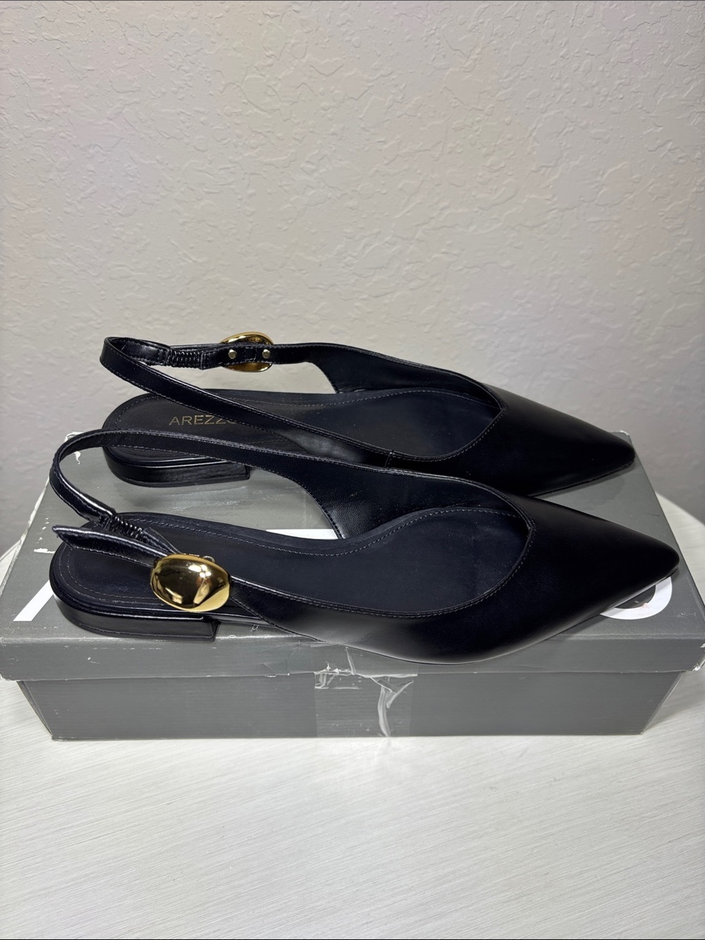 Arezzo Farrah Black Leather Pointed Toe
Slingback Flats NIB Size 7B - Picture 5 of 9